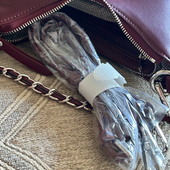 Urban Expressions Wine Red Shoulder Bag Price Firm - Picture 9 of 14